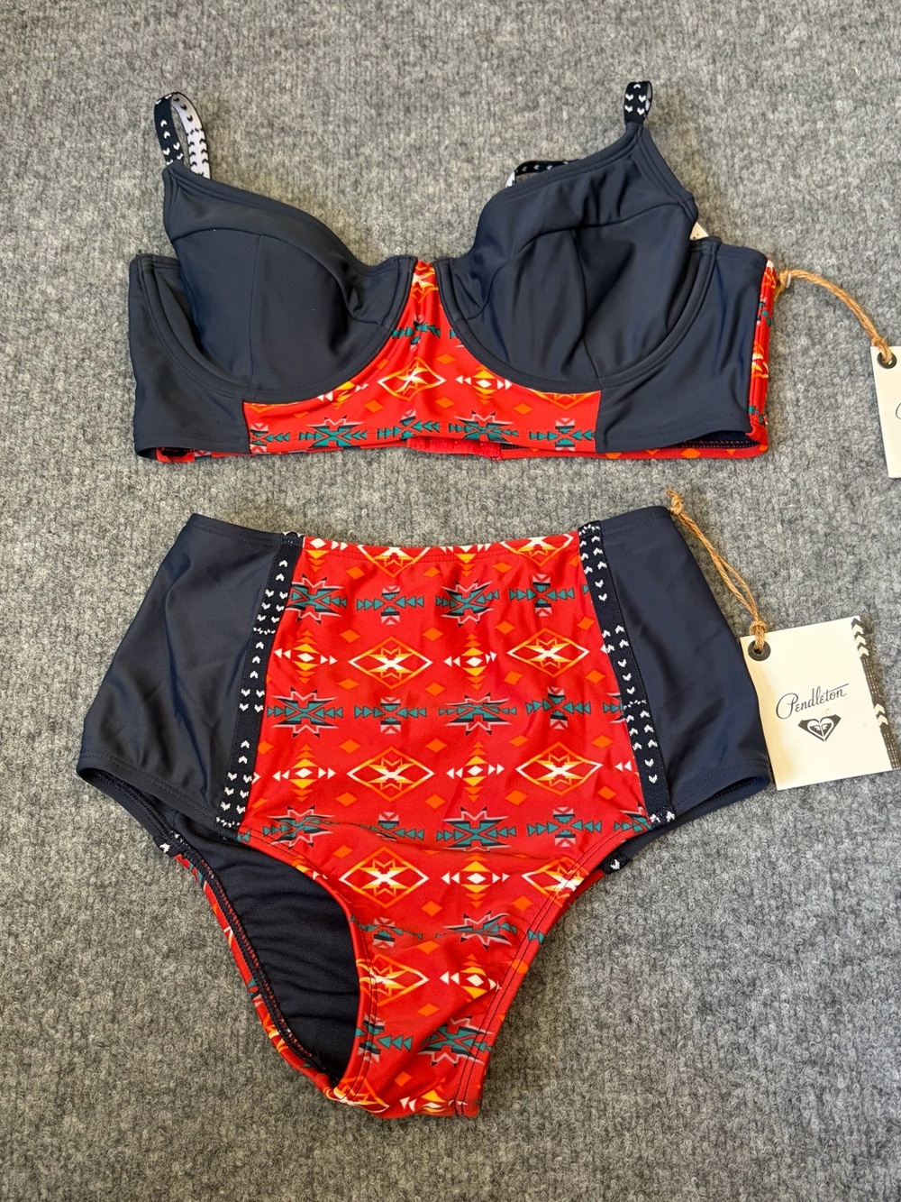 Roxy Red and Navy Tribal High-Waist Bikini Set TOP Sz L BOTTOM Sz S